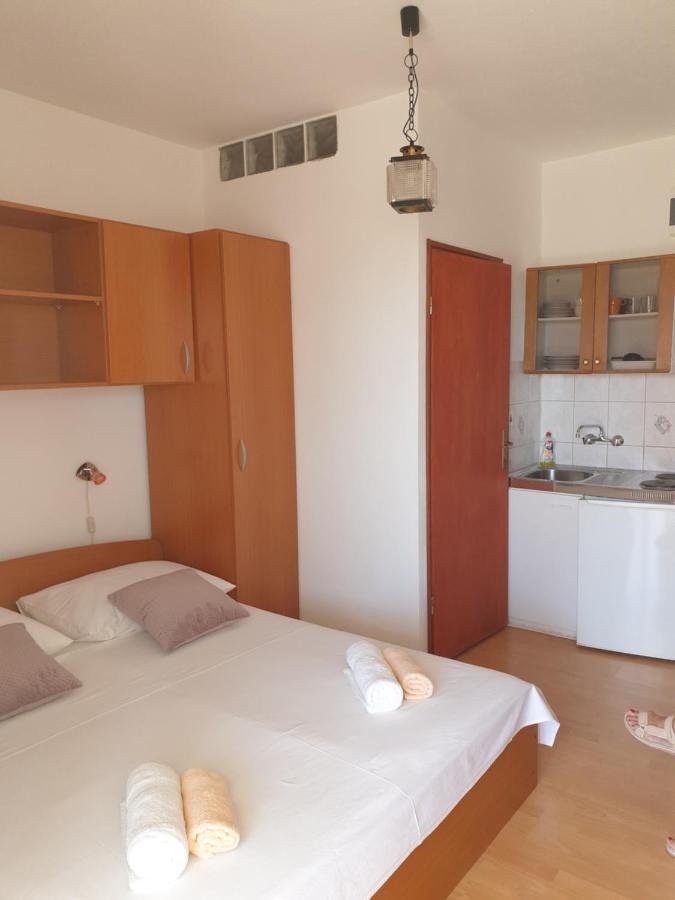 Apartments Figa Orebić Екстериор снимка