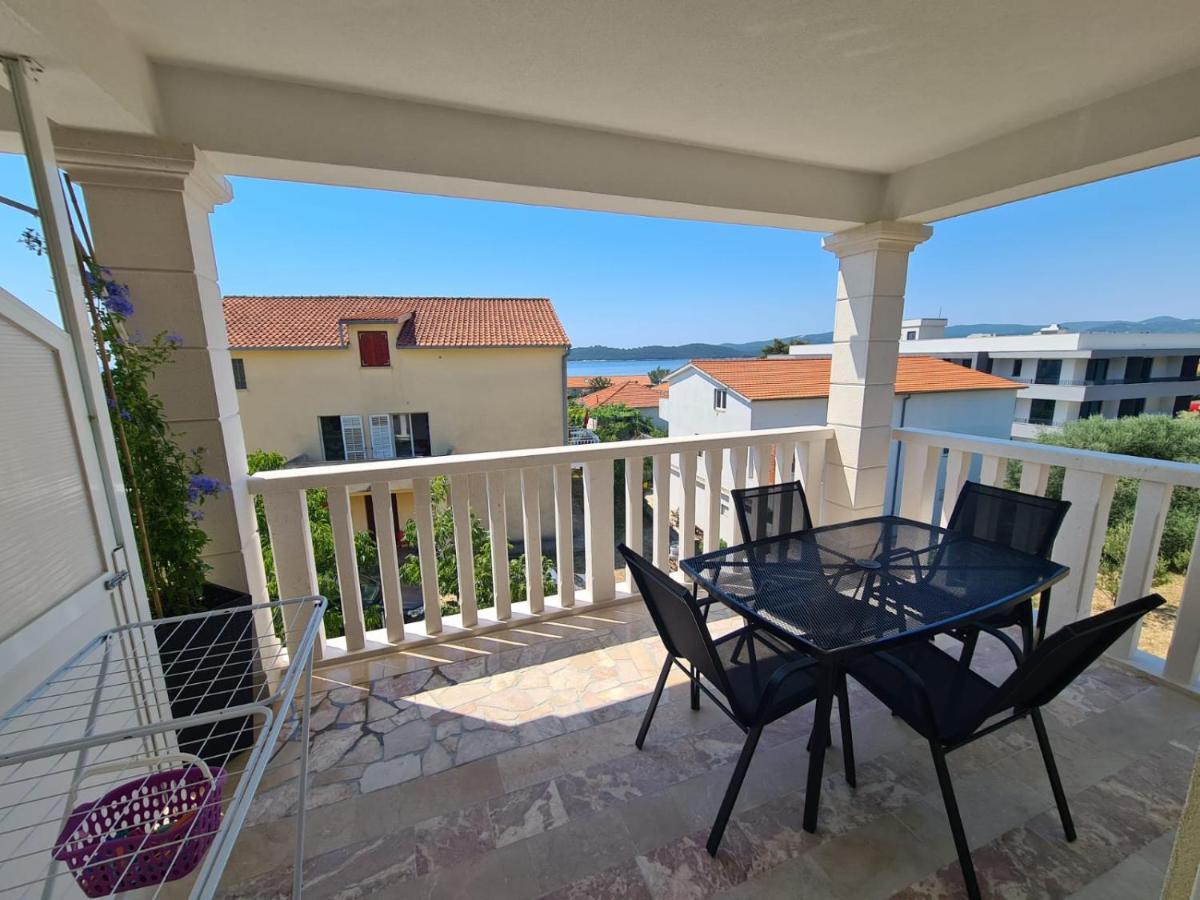 Apartments Figa Orebić Екстериор снимка