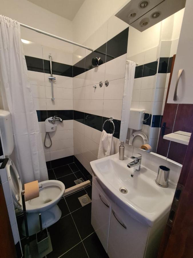 Apartments Figa Orebić Екстериор снимка