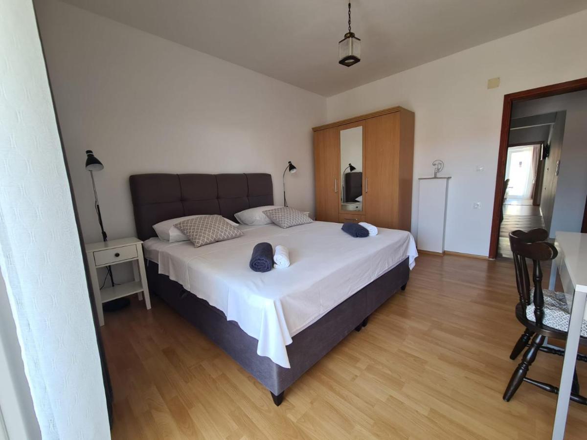 Apartments Figa Orebić Екстериор снимка